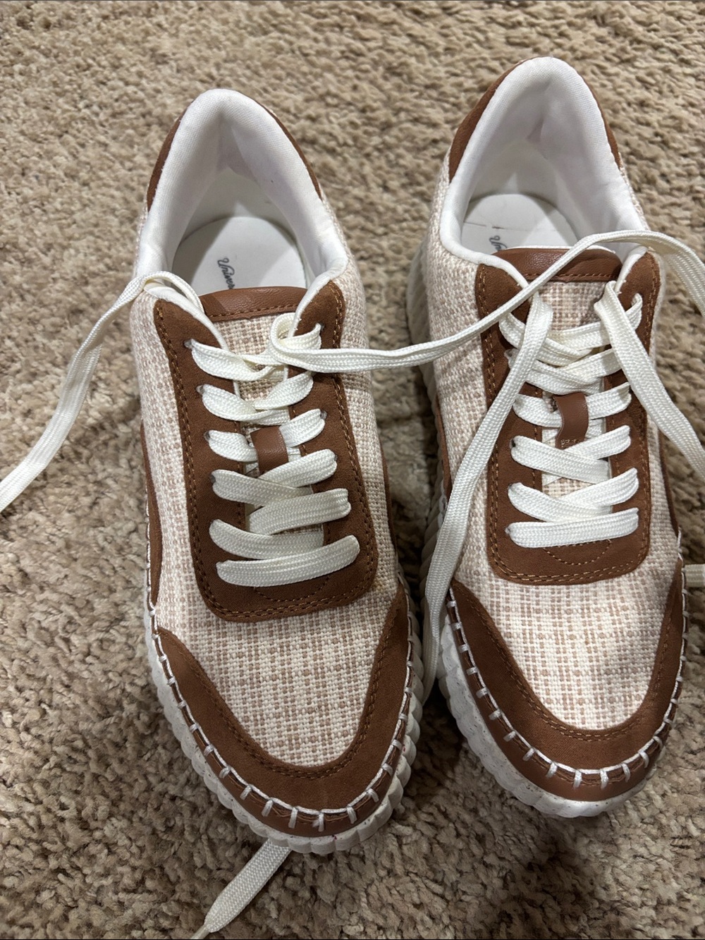 Women’s casual Universal Thread Co.